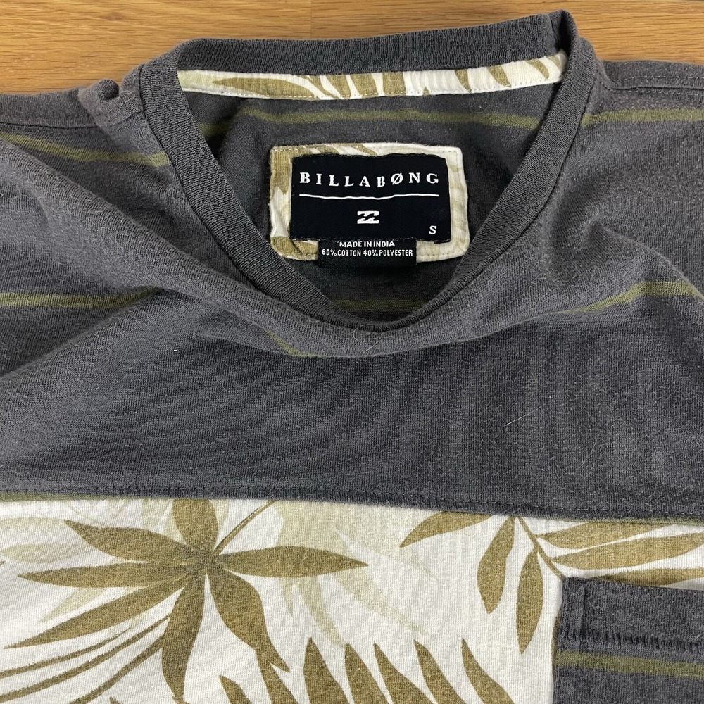 Billabong Mens Small Striped Tropical Floral Pocket‎ T-Shirt Gray Olive M9086SPU